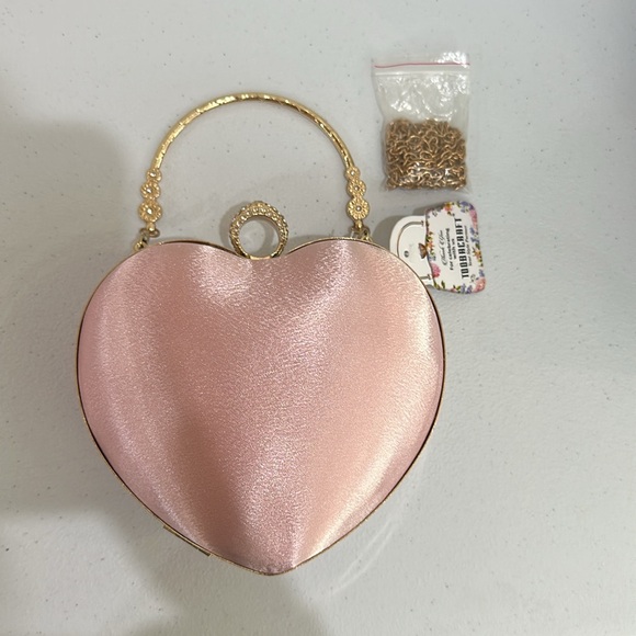 Elegant Satin Pink Heart-Shaped Clutch with detachable handle and chain strap - Picture 7 of 9